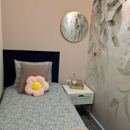 Shespace Apartrooms Cracovia Exterior foto